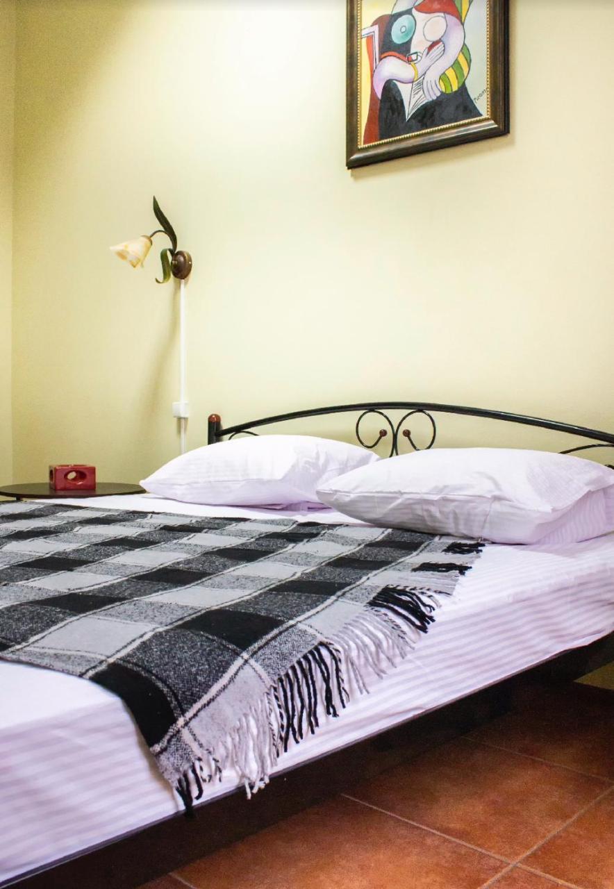Hostel Koleso Одесса Экстерьер фото